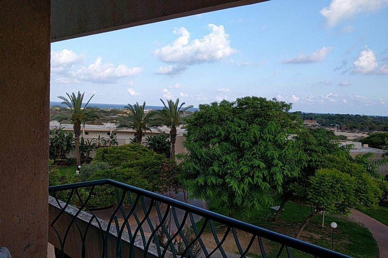 Caesars Place Sea View 2Br Neot Golf Caesarea Buitenkant foto